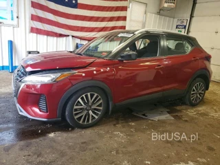 NISSAN KICKS SV