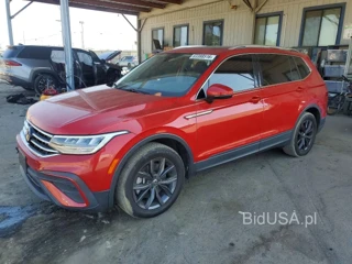 VOLKSWAGEN TIGUAN SE