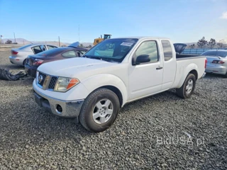 NISSAN FRONTIER SE
