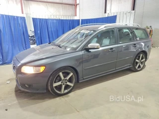 VOLVO V50 T5