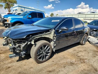 TOYOTA CAMRY SE
