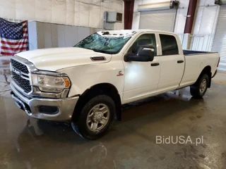RAM 2500 TRADESMAN