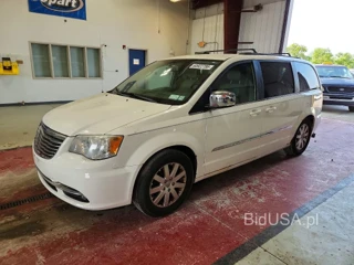 CHRYSLER TOWN & COUNTRY TOURING L