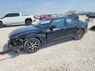 VOLVO S60 T5 MOMENTUM