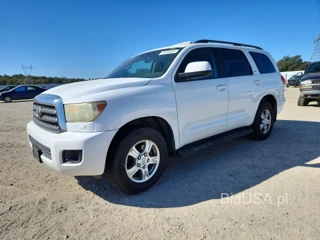 TOYOTA SEQUOIA SR5