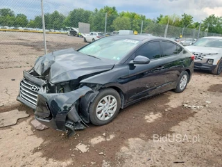 HYUNDAI ELANTRA SE
