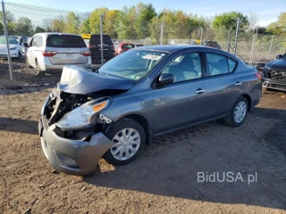 NISSAN VERSA SV