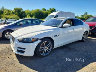 JAGUAR XE PREMIUM
