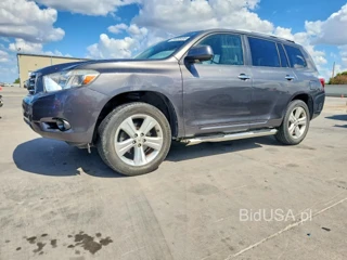 TOYOTA HIGHLANDER LIMITED