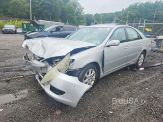 TOYOTA CAMRY XLE V6