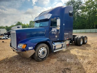 FREIGHTLINER CONVENTIONAL FLD120
