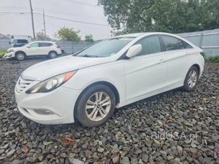 HYUNDAI SONATA GLS