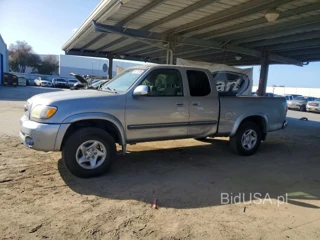 TOYOTA TUNDRA SR5