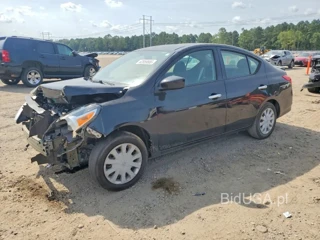 NISSAN VERSA SV