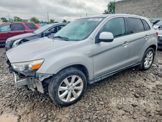 MITSUBISHI OUTLANDER SPORT ES