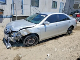 TOYOTA CAMRY HYBRID