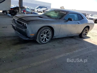 DODGE CHALLENGER SXT