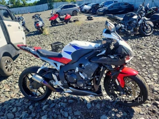 HONDA CBR1000 RR