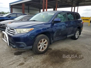TOYOTA HIGHLANDER BASE