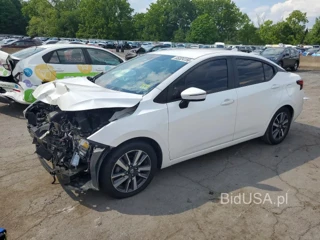 NISSAN VERSA SV