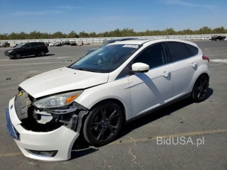 FORD FOCUS TITANIUM