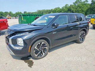 MITSUBISHI OUTLANDER SE