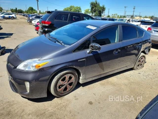 TOYOTA PRIUS FOUR