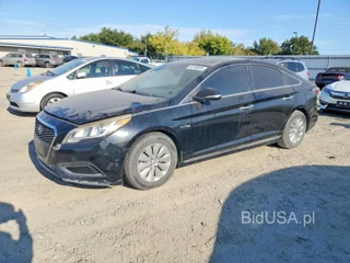 HYUNDAI SONATA HYBRID SE