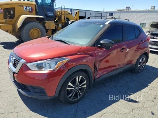 NISSAN KICKS SV
