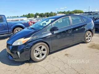 TOYOTA PRIUS PERSONA SERIES SE