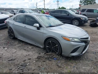 TOYOTA TOYOTA CAMRY XSE