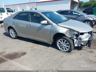 TOYOTA TOYOTA CAMRY HYBRID XLE