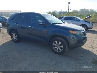KIA KIA SORENTO LX