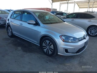 VOLKSWAGEN VOLKSWAGEN E-GOLF SE