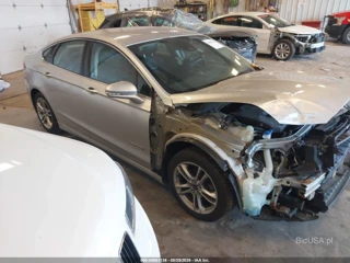 FORD FORD FUSION HYBRID TITANIUM