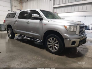 TOYOTA TOYOTA TUNDRA LIMITED 5.7L V8