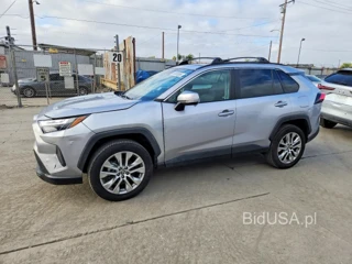 TOYOTA RAV4 XLE PREMIUM