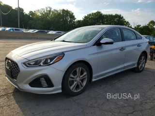 HYUNDAI SONATA SPORT