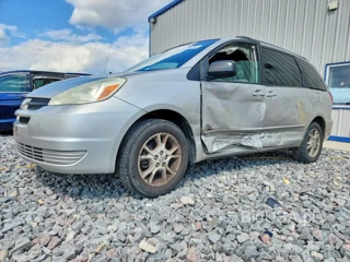 TOYOTA SIENNA LE