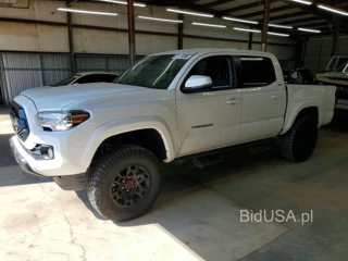 TOYOTA TACOMA SR5 V6