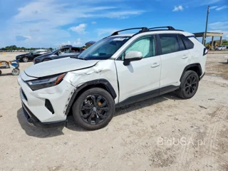 TOYOTA RAV4 SE