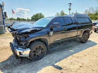 TOYOTA TUNDRA SR5