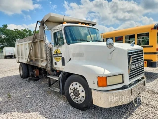 MACK CH600