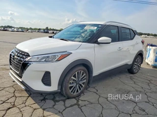 NISSAN KICKS SV