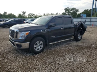 NISSAN TITAN S