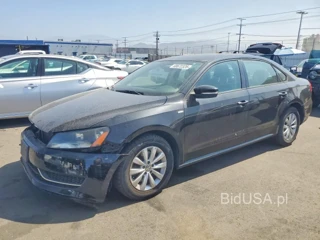 VOLKSWAGEN PASSAT S