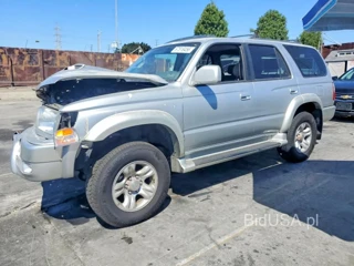 TOYOTA 4RUNNER SR5
