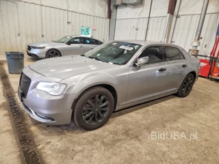 CHRYSLER 300C