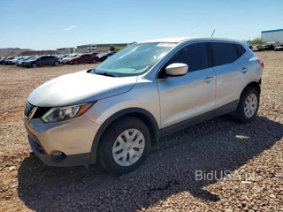 NISSAN ROGUE SPORT S