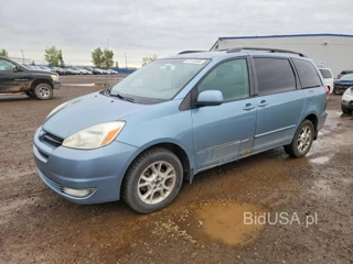TOYOTA SIENNA LE